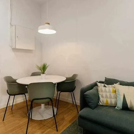 Cozy Y Barcelona